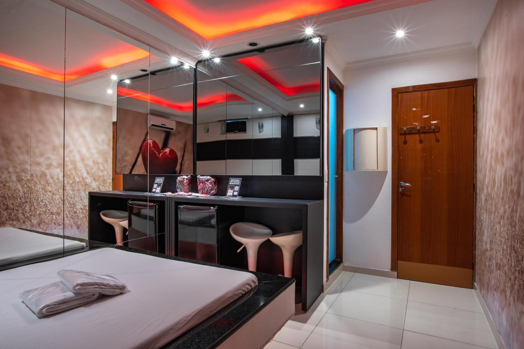 Motel Fantasy 2 (Adults Only) Contagem Bagian luar foto