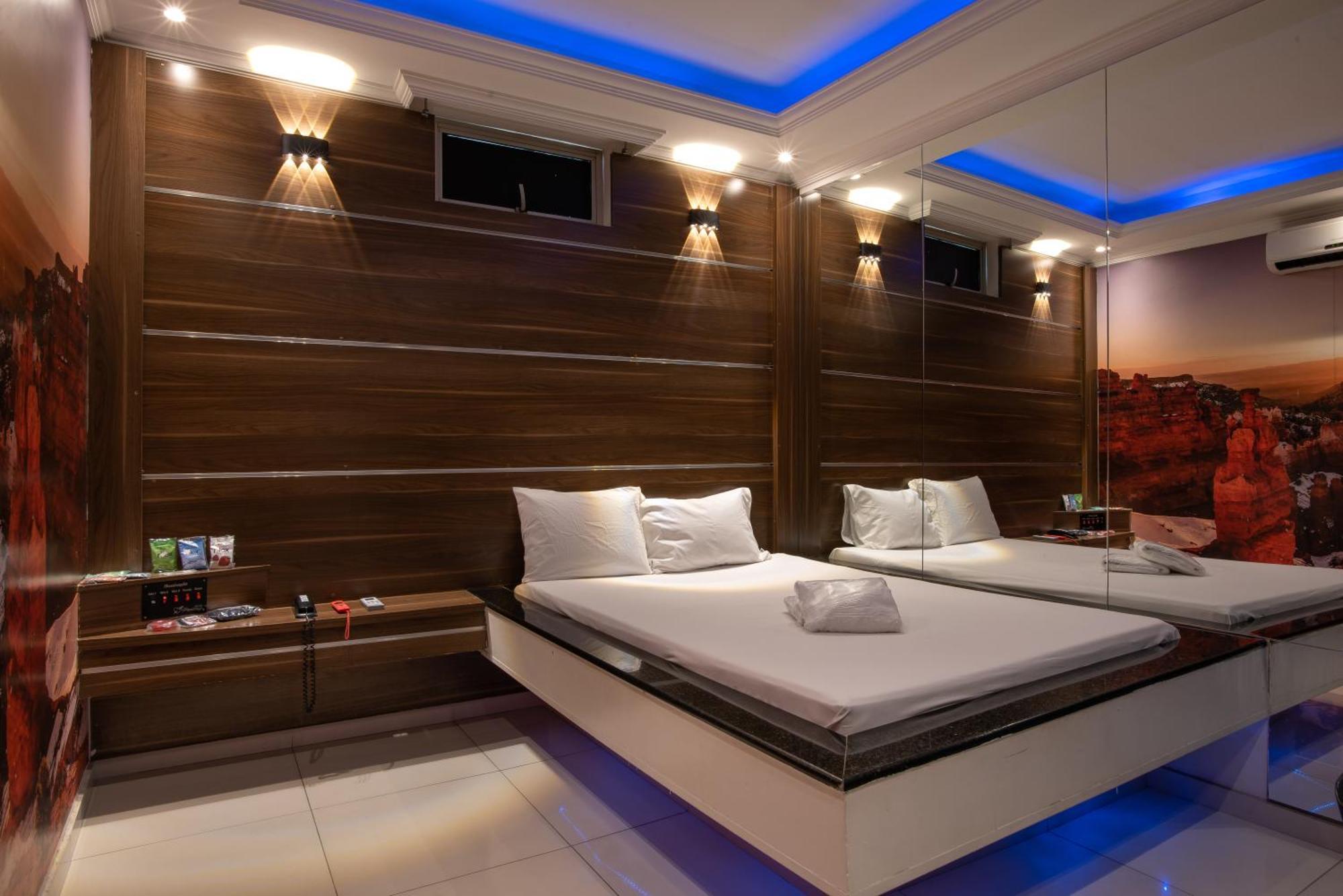 Motel Fantasy 2 (Adults Only) Contagem Bagian luar foto