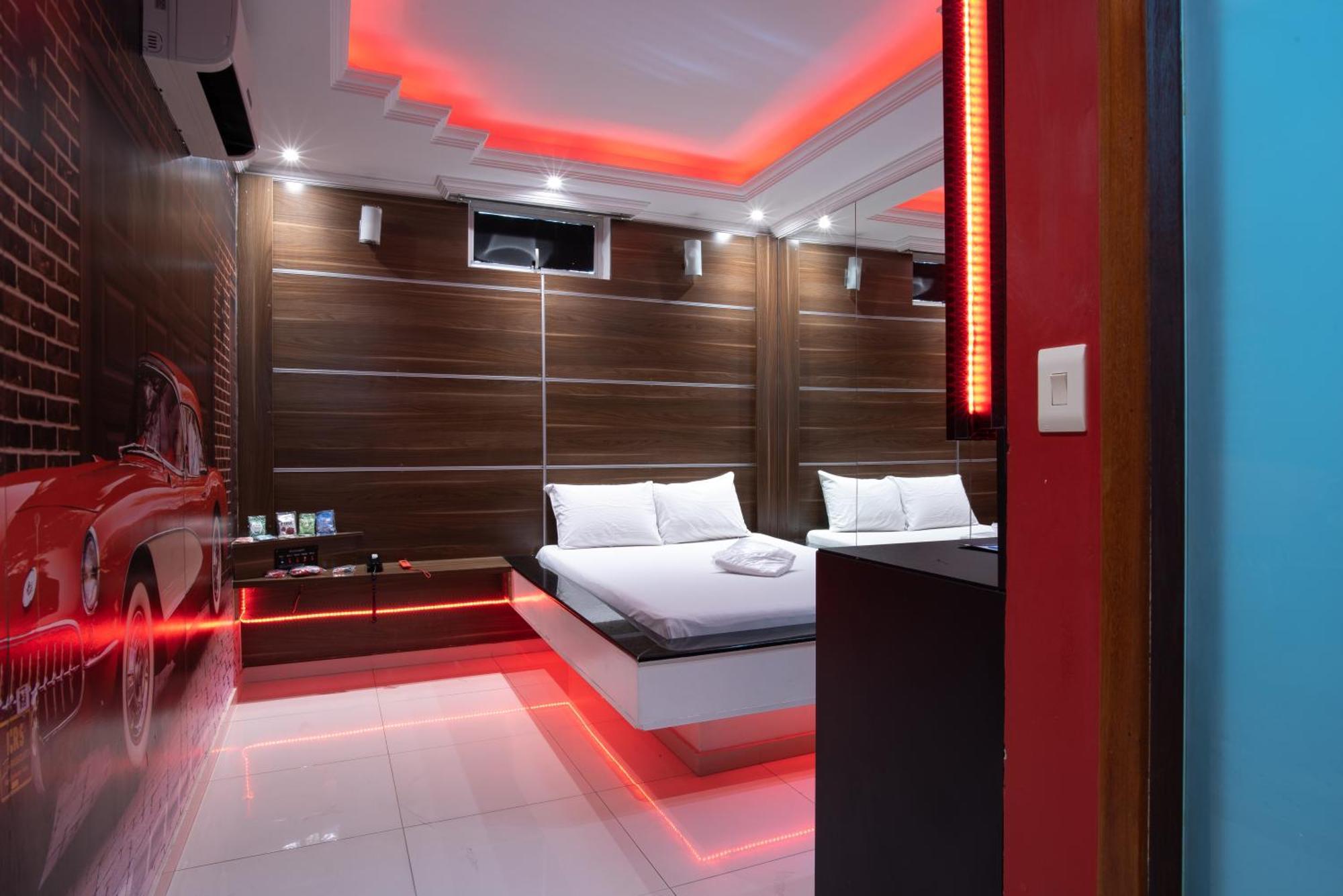Motel Fantasy 2 (Adults Only) Contagem Bagian luar foto
