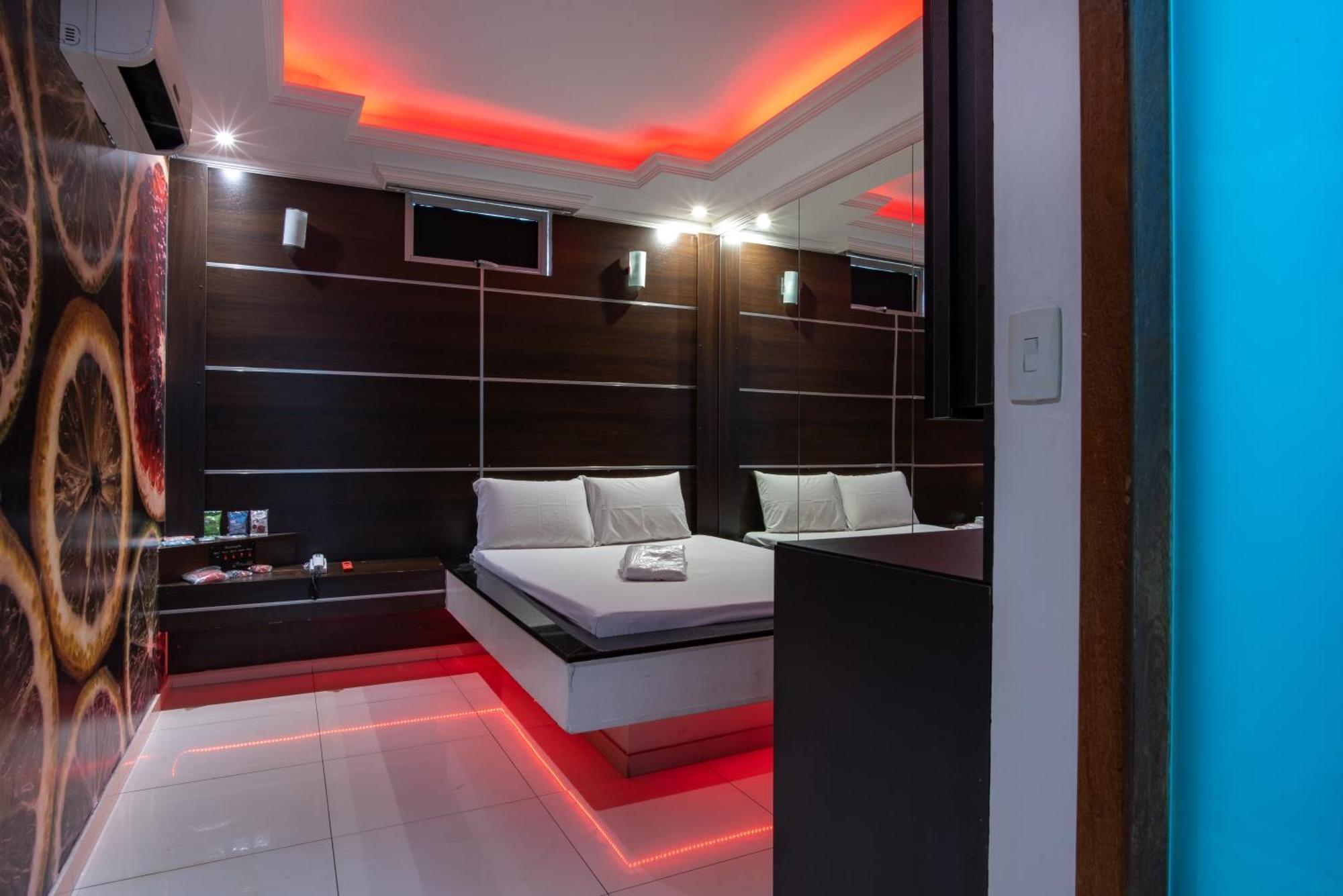Motel Fantasy 2 (Adults Only) Contagem Bagian luar foto