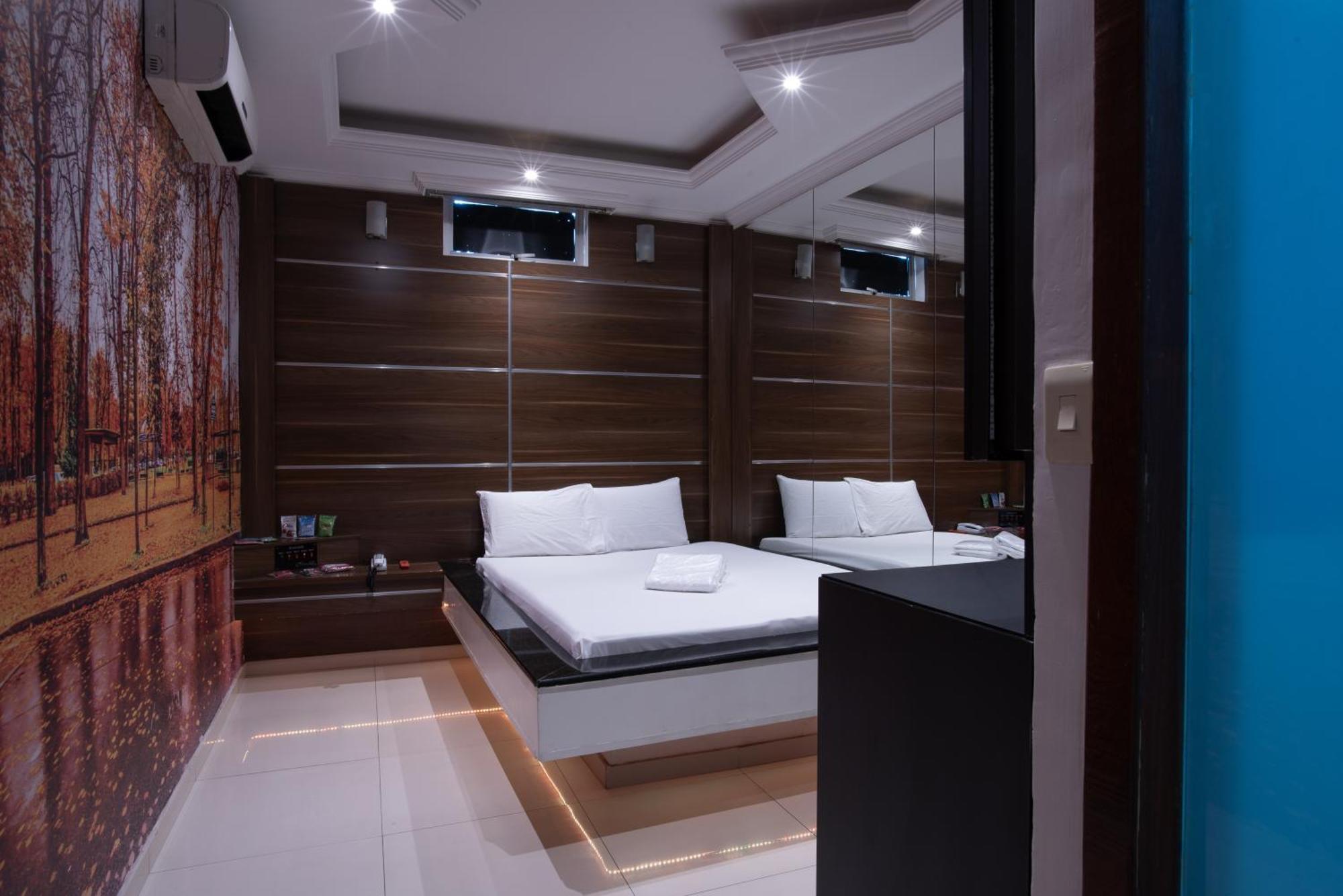 Motel Fantasy 2 (Adults Only) Contagem Bagian luar foto