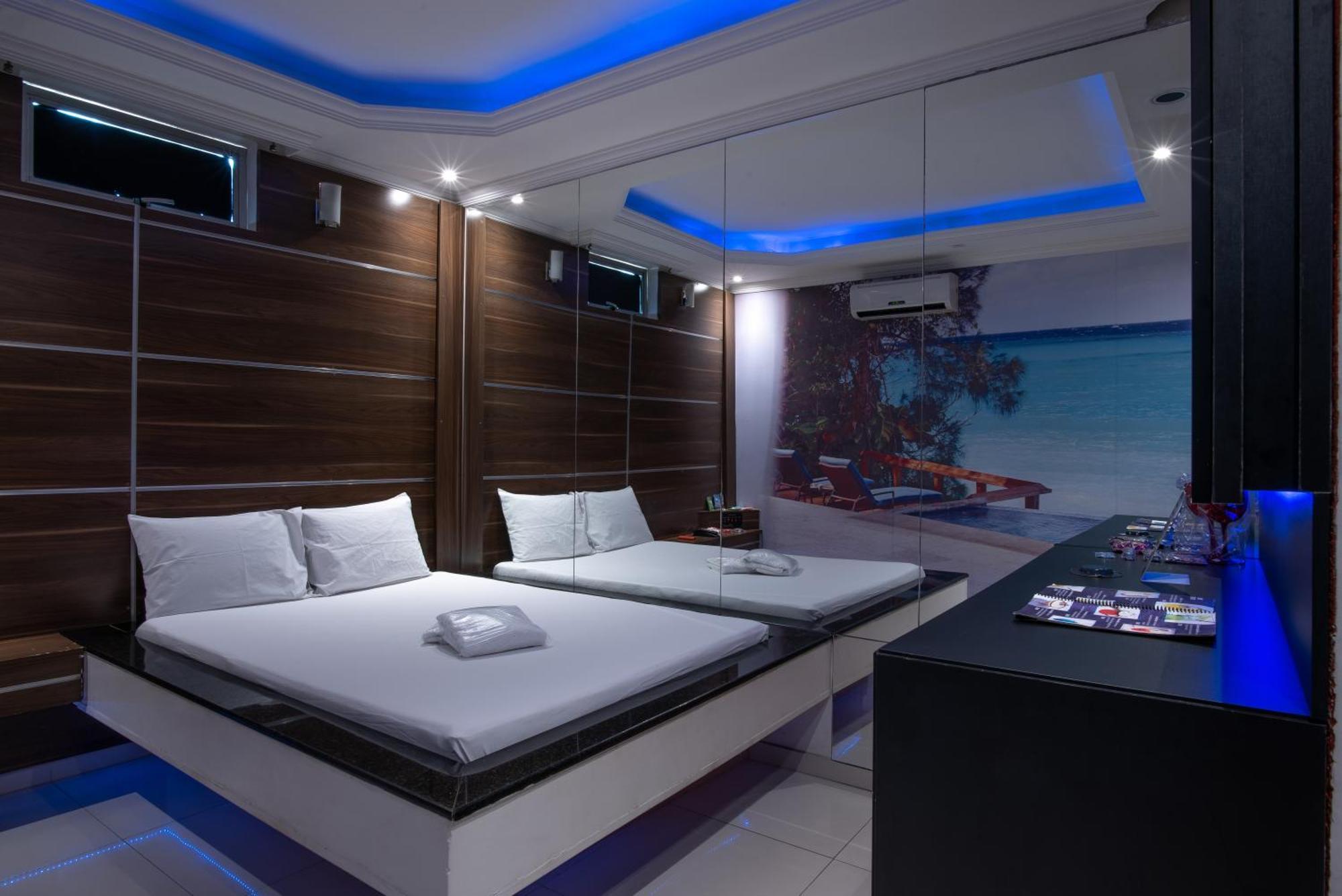 Motel Fantasy 2 (Adults Only) Contagem Bagian luar foto