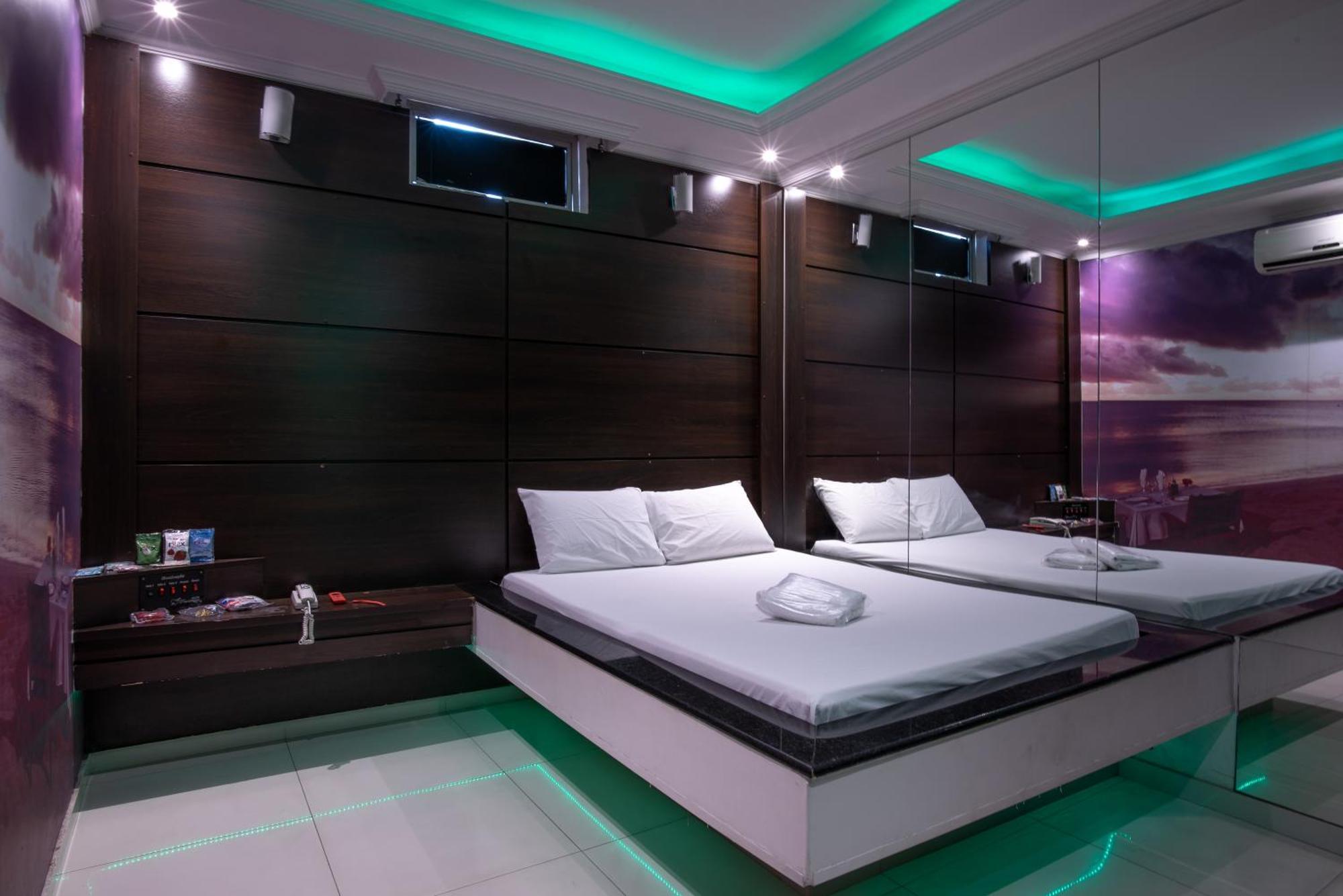 Motel Fantasy 2 (Adults Only) Contagem Bagian luar foto