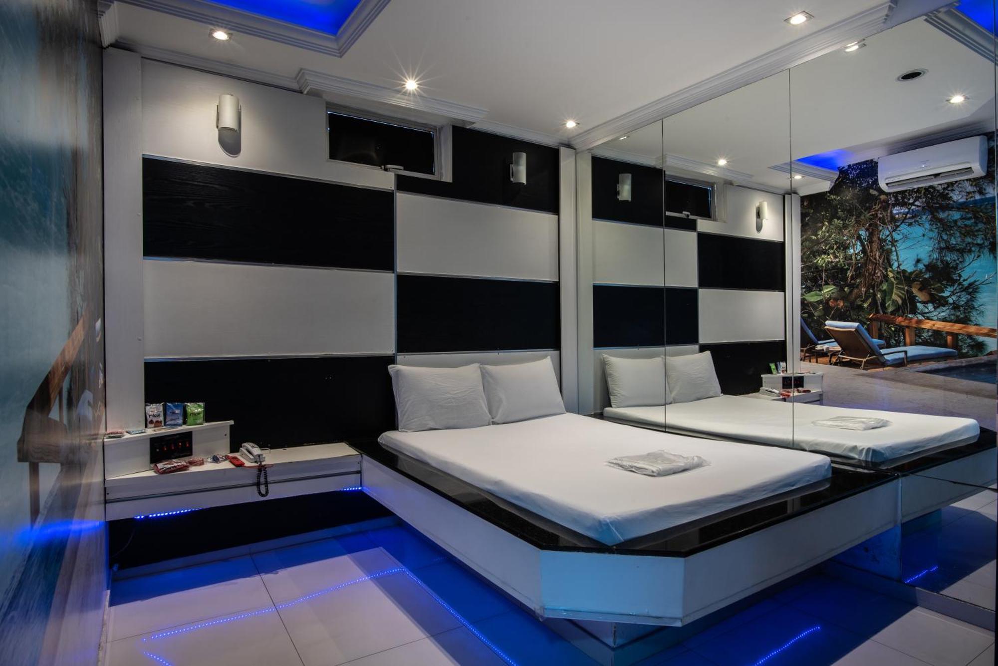 Motel Fantasy 2 (Adults Only) Contagem Bagian luar foto
