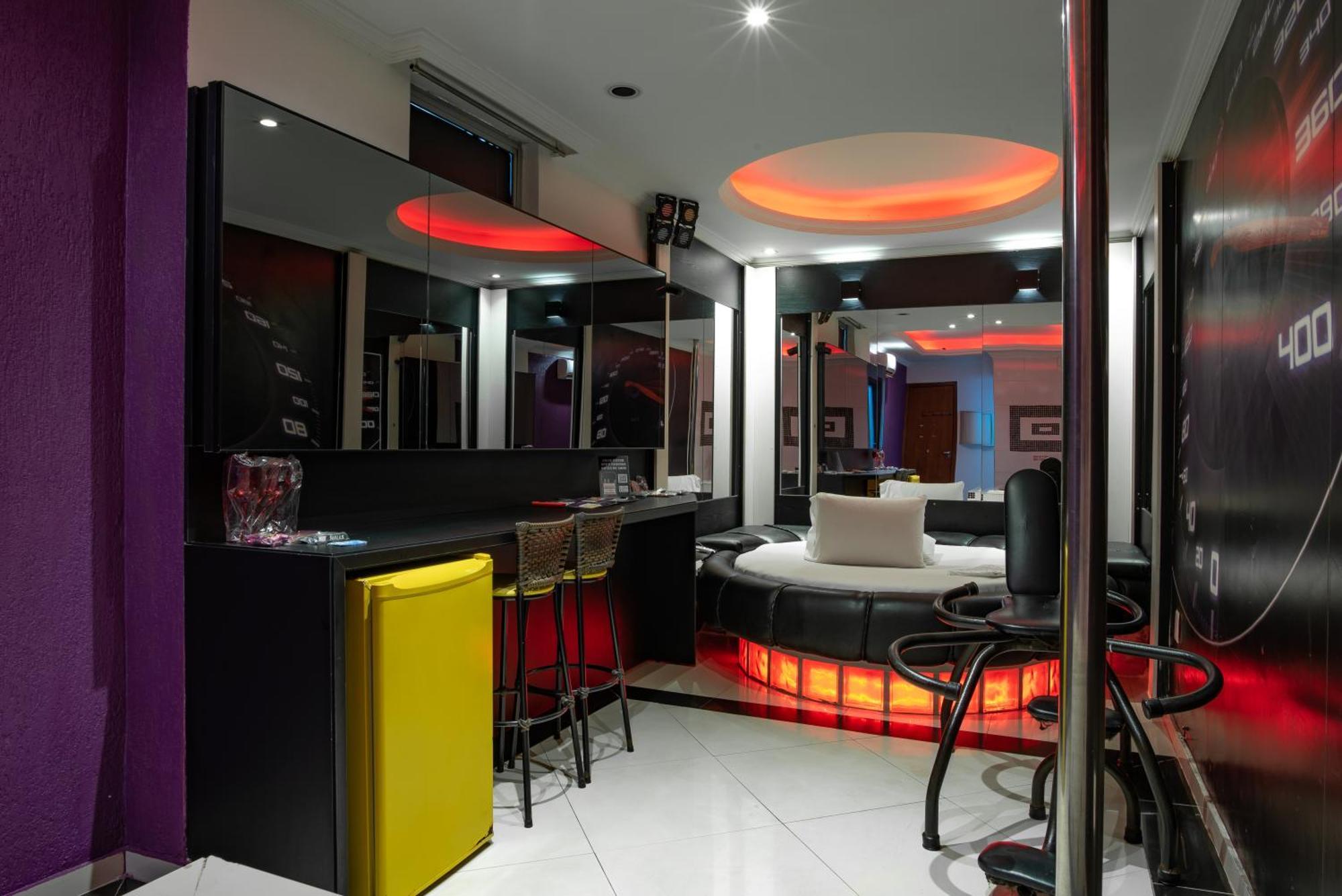Motel Fantasy 2 (Adults Only) Contagem Bagian luar foto
